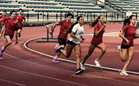 How Athletes Manage Mental Health Under Pressure | Expert Insights & Tips