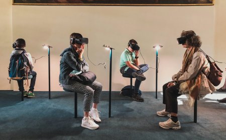 The Future of Virtual Reality in Science and History Education | Transforming Classrooms