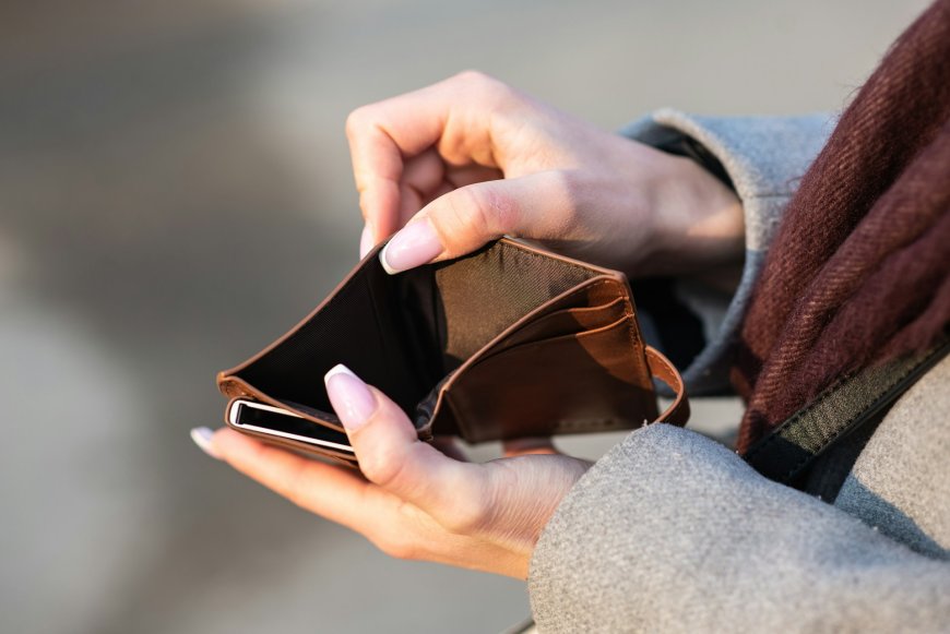 Living on a Low Income: Smart & Creative Ways to Stretch Every Rupee
