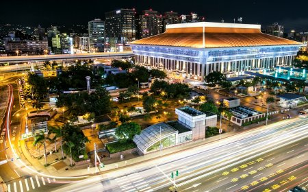 Smart Stadiums: How Technology Is Transforming Live Sports Experiences