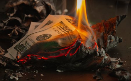 The Decline of Cash: Are We Ready for a Cashless Global Economy?